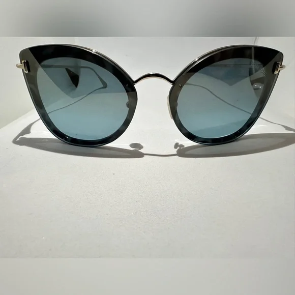 Tom Ford Black and Gold Sunglasses - Picture 5 of 8